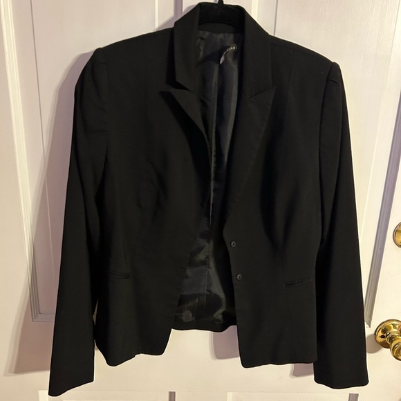 ANTONIO MELANI Jackets & Blazers - Antonio Milani size 6 blazer